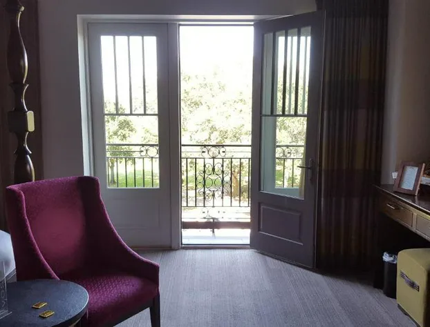 The Birchwood hotel detail image 2