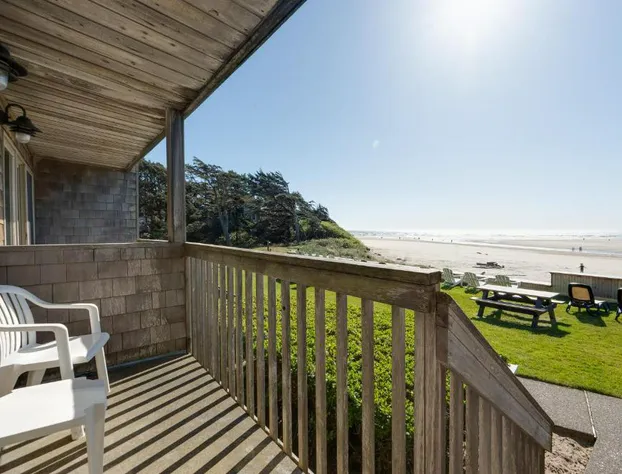 Schooner's Cove Inn hotel detail image 3