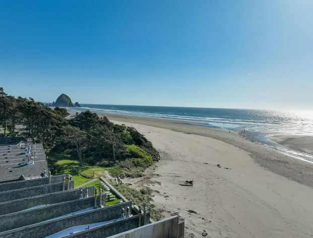 Schooner's Cove Inn hotel detail image 4