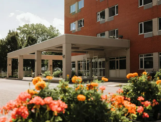 Hôtel Le Dauphin Montréal - Longueuil hotel detail image 3