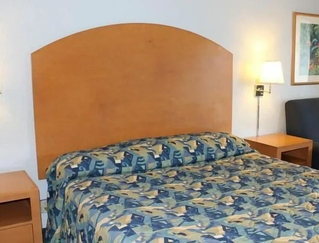 Economy Inn Watsonville hotel detail image 4