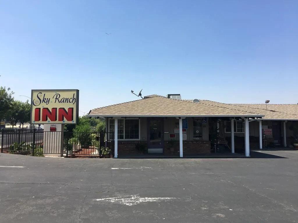 Sky Ranch Inn hotel hero