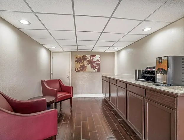 Red Roof Inn Sumter hotel detail image 3