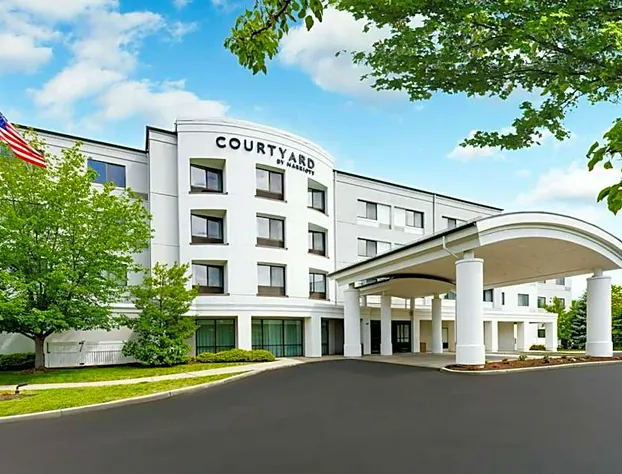 Courtyard By Marriott Farmington hotel detail image 1