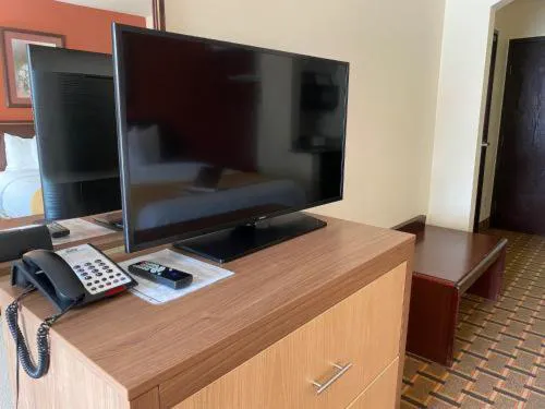 Days Inn by Wyndham Dallas Plano hotel detail image 3