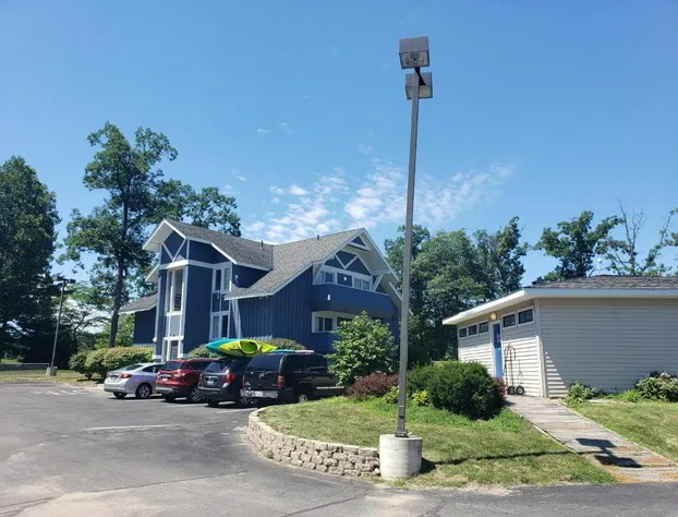 Travelodge by Wyndham Traverse City MI hotel detail image 4