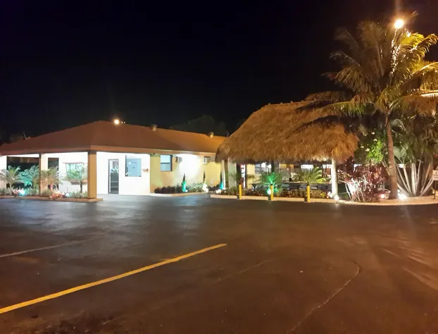 Super 8 by Wyndham Florida City/Gateway to Keys/Everglades hotel detail image 1