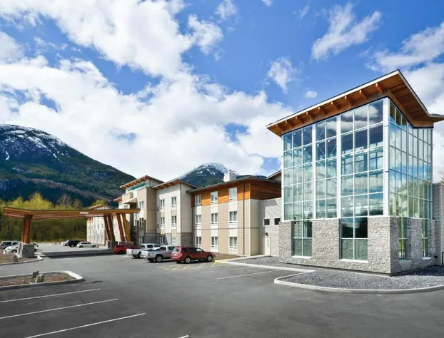 Sandman Hotel & Suites Squamish hotel detail image 4