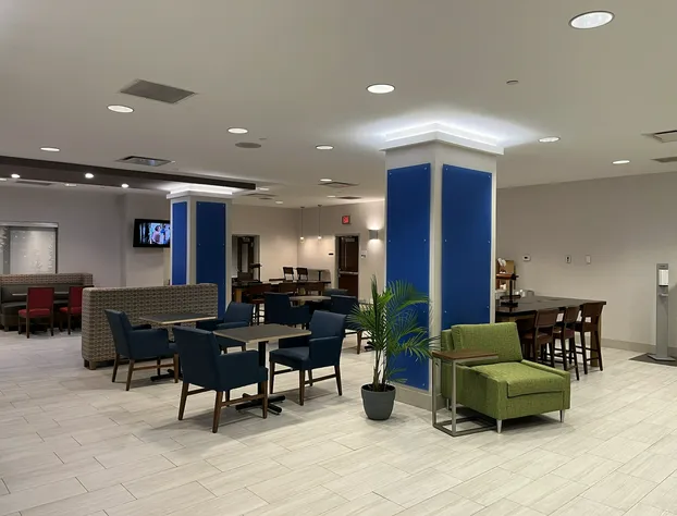 Holiday Inn Express & Suites Williamsport by IHG hotel detail image 3