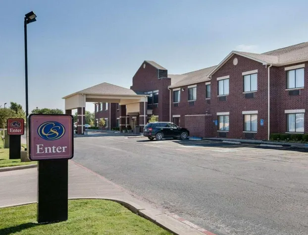 Comfort Suites Plainview hotel detail image 1