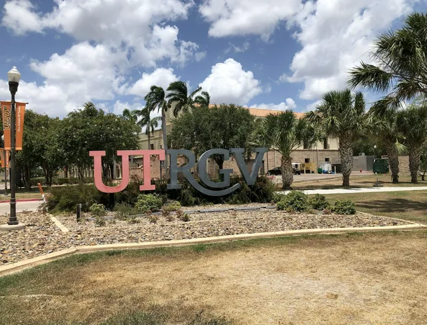 University Inn & Suites hotel detail image 3