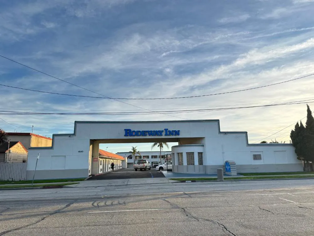 Rodeway Inn Ventura Midtown hotel hero