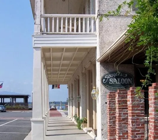 Riverview Hotel hotel detail image 3