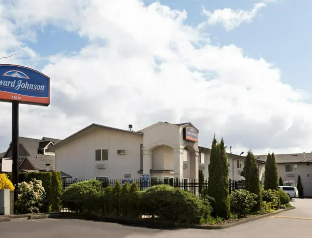 Howard Johnson by Wyndham Salem hotel detail image 1