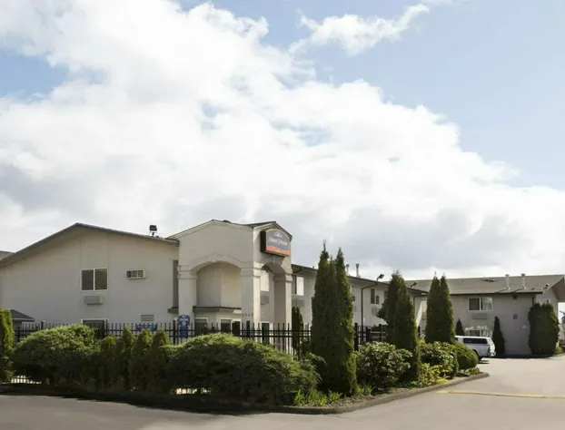 Howard Johnson by Wyndham Salem hotel detail image 1