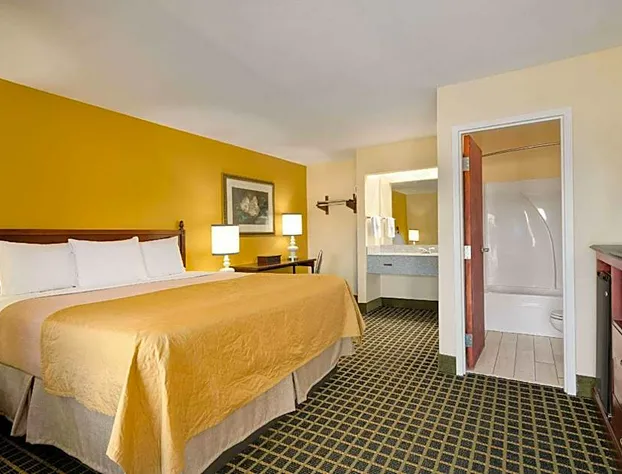 Travelodge by Wyndham Unadilla/Perry Near I-75 hotel detail image 3