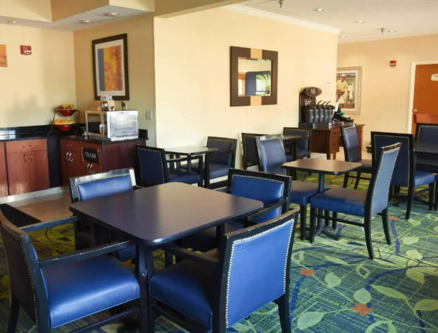 AmericInn by Wyndham Topeka hotel detail image 3