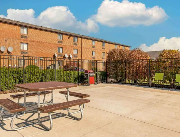 Extended Stay America Suites Fort Wayne North hotel detail image 3