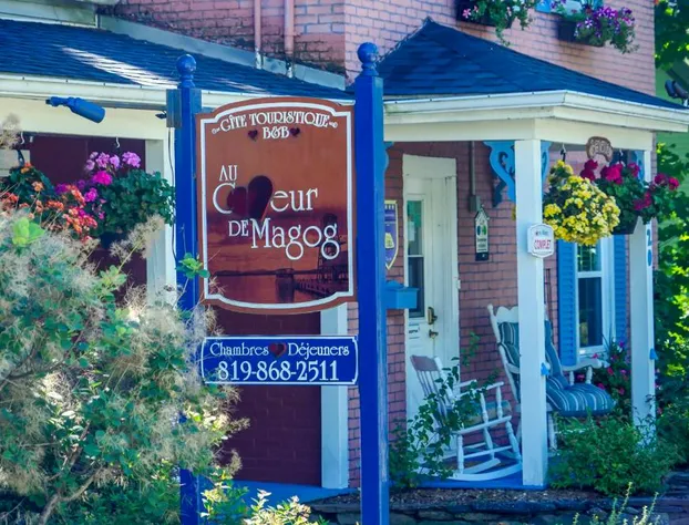 Au Coeur de Magog B&B hotel detail image 1