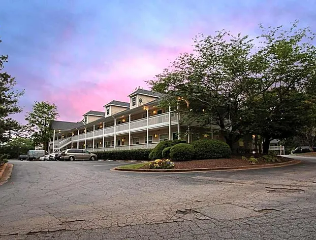 HomeTowne Studios Atlanta - Lawrenceville hotel detail image 1