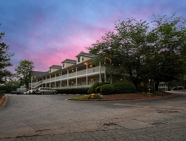 HomeTowne Studios by Red Roof Atlanta - Lawrenceville hotel detail image 3