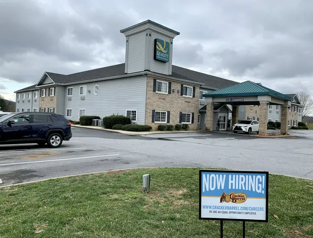 Quality Inn & Suites Hendersonville - Flat Rock hotel detail image 2