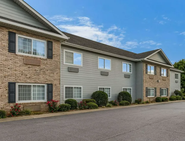 Quality Inn & Suites Hendersonville - Flat Rock hotel detail image 4