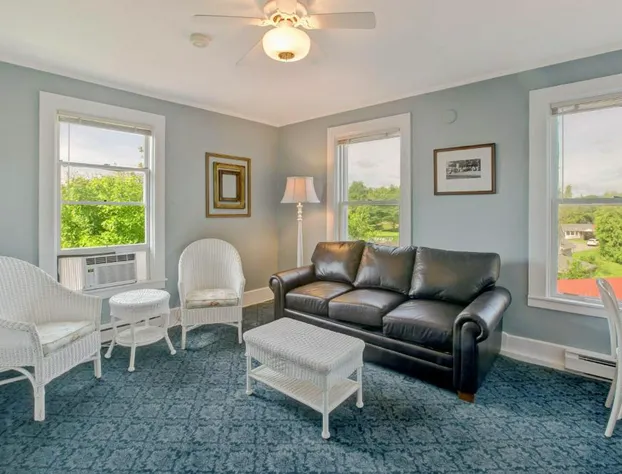 Basin Harbor hotel detail image 4