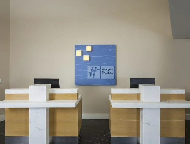 Holiday Inn Express & Suites La Jolla – Windansea Beach by IHG hotel detail image 3