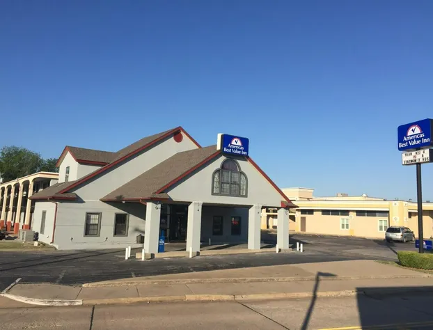 Americas Best Value Inn Norman at Univ of Oklahoma hotel detail image 1