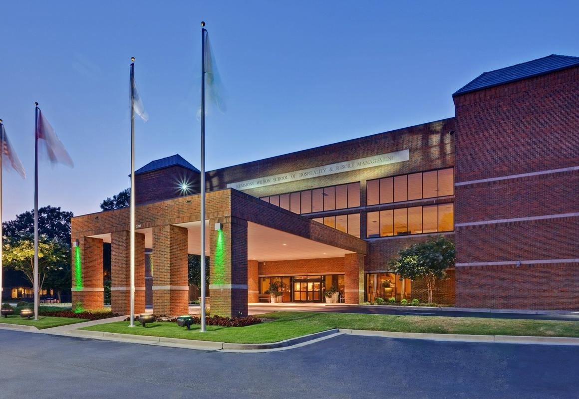 Holiday Inn University of Memphis All Suite by IHG hotel hero