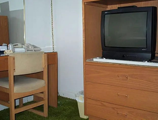 Johnstown Motel hotel detail image 4