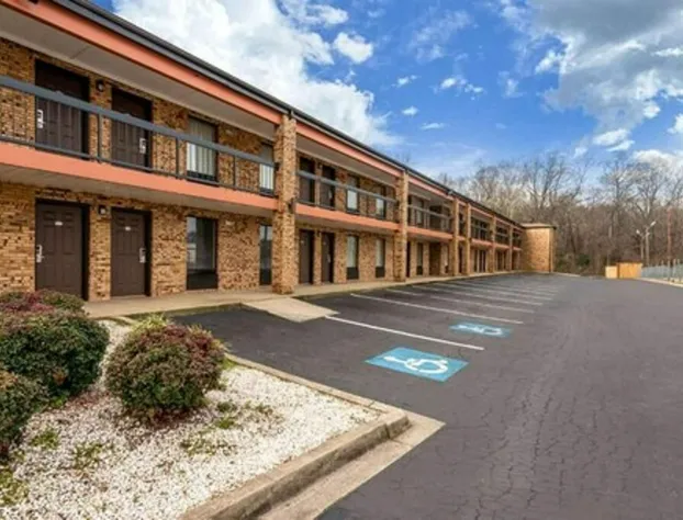 Southern Inn and Suites hotel detail image 1