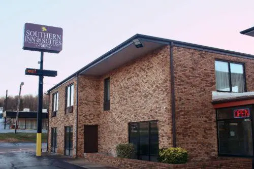 Econo Lodge Inn Suites hotel detail image 1