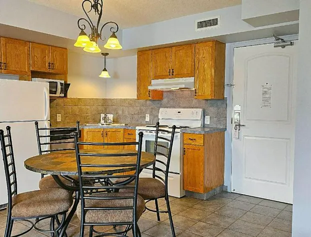 Misty Mountain Inn and Suites hotel detail image 3