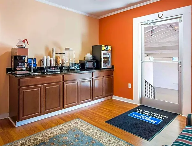 Rodeway Inn & Suites Walhalla hotel detail image 3