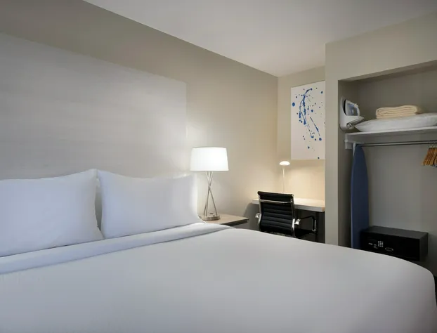 Holiday Inn Resort Orlando Suites - Waterpark by IHG hotel detail image 3