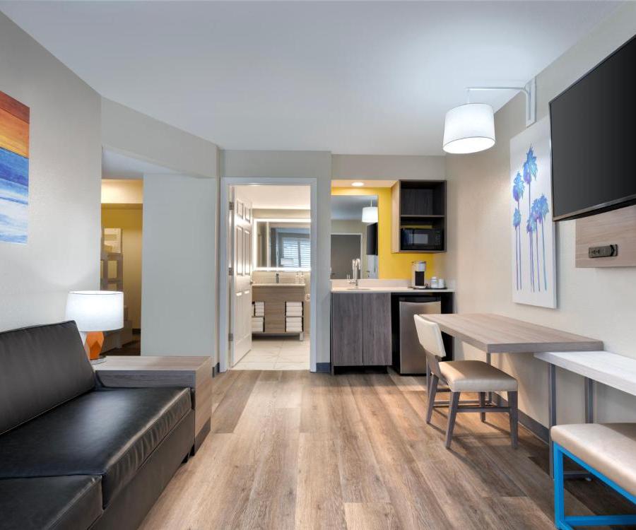 Holiday Inn Resort Orlando Suites - Waterpark by IHG hero