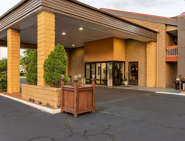 Baymont by Wyndham Wilmington hotel detail image 1