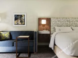 Hampton Inn Cleveland hotel detail image 1