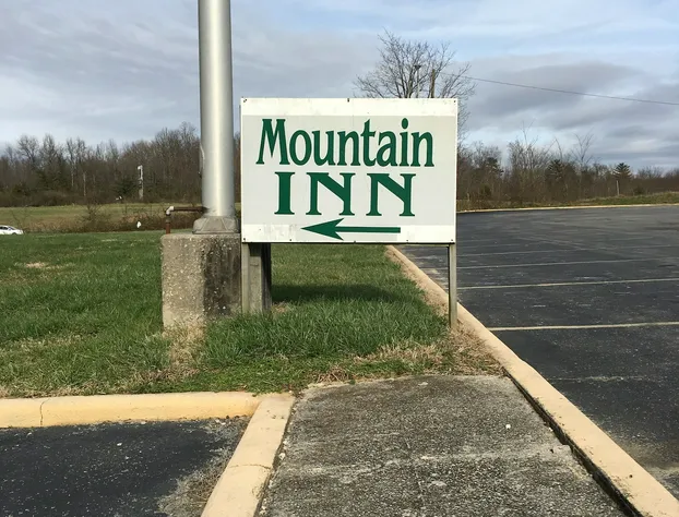 Mountain Inn hotel detail image 1