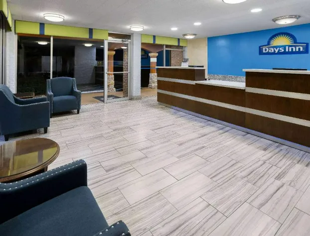 Days Inn by Wyndham Forsyth hotel detail image 4