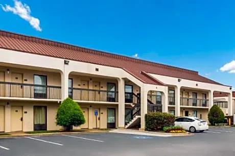 Quality Inn - Hamilton Place hotel detail image 2