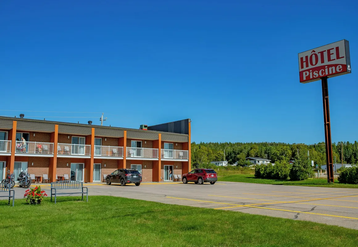 Complexe hôtelier Escoumins hotel hero