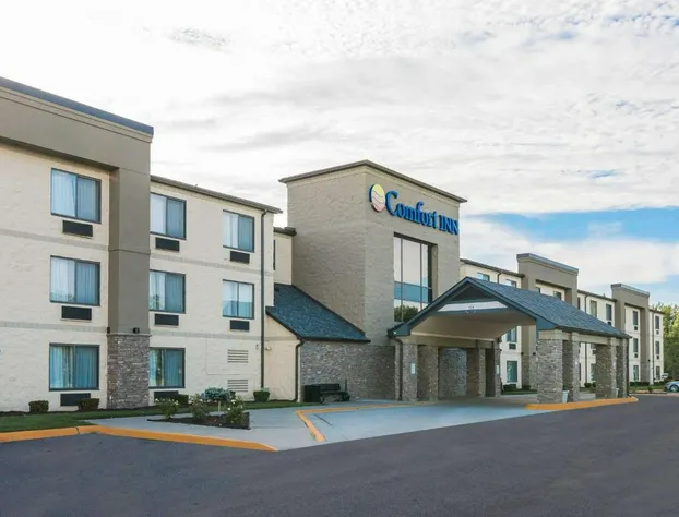 Comfort Inn Metro Airport hotel detail image 1