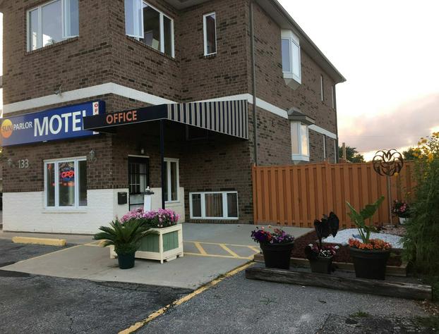 Sun Parlor Motel hotel detail image 1