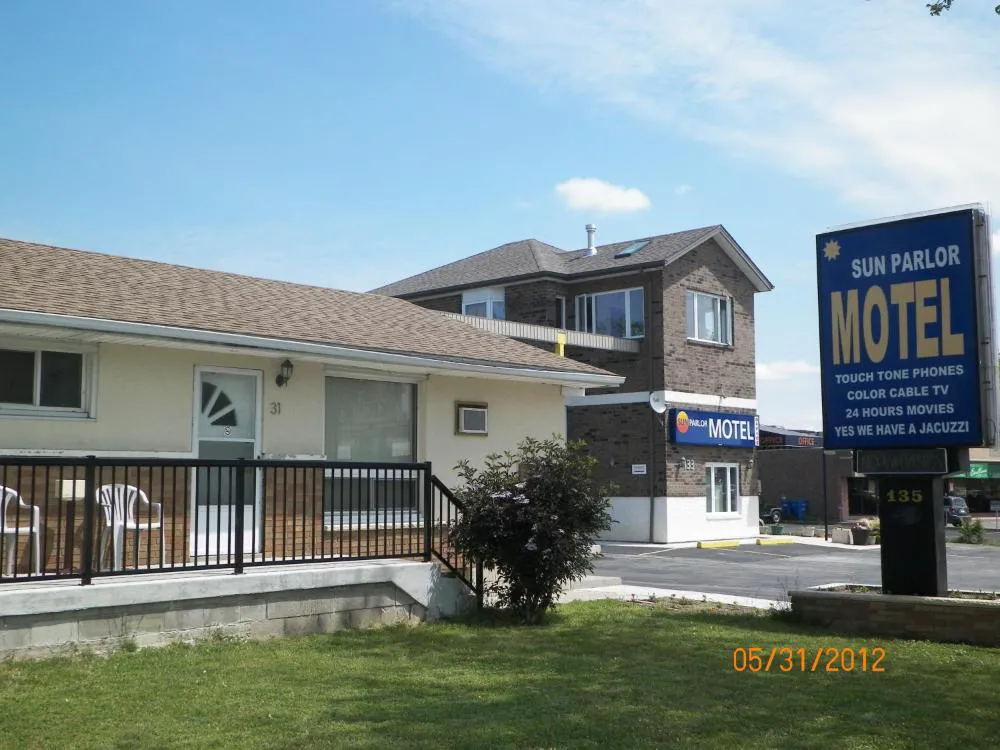 Sun Parlor Motel hotel hero