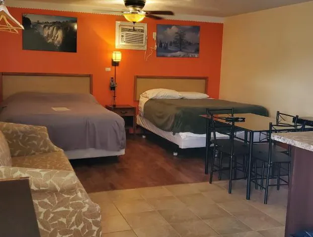 Sun Parlor Motel hotel detail image 3