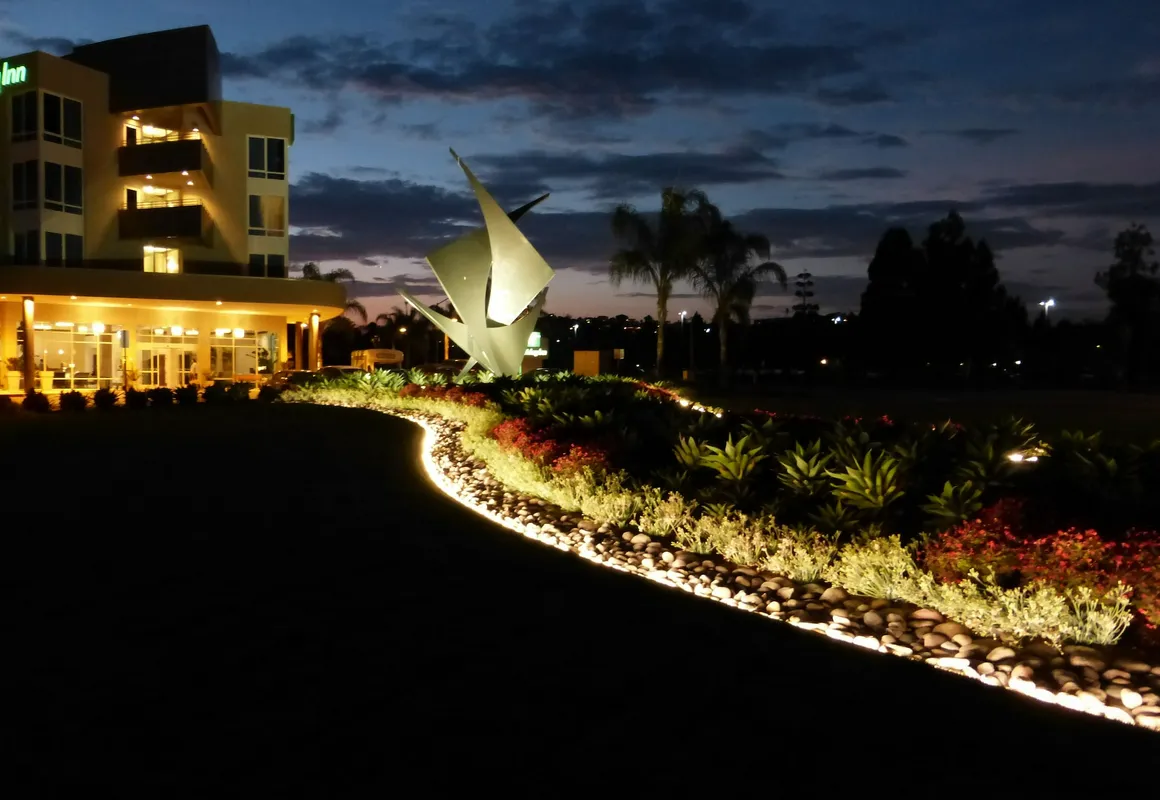 DoubleTree by Hilton San Diego Bayside hotel hero