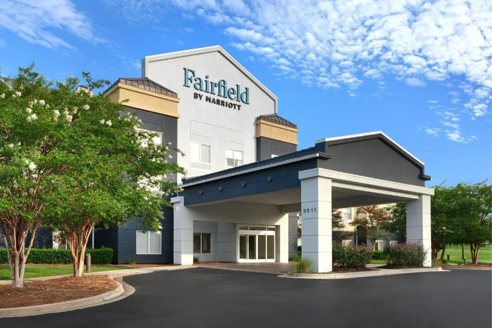 Fairfield Inn & Suites by Marriott Albany hotel hero